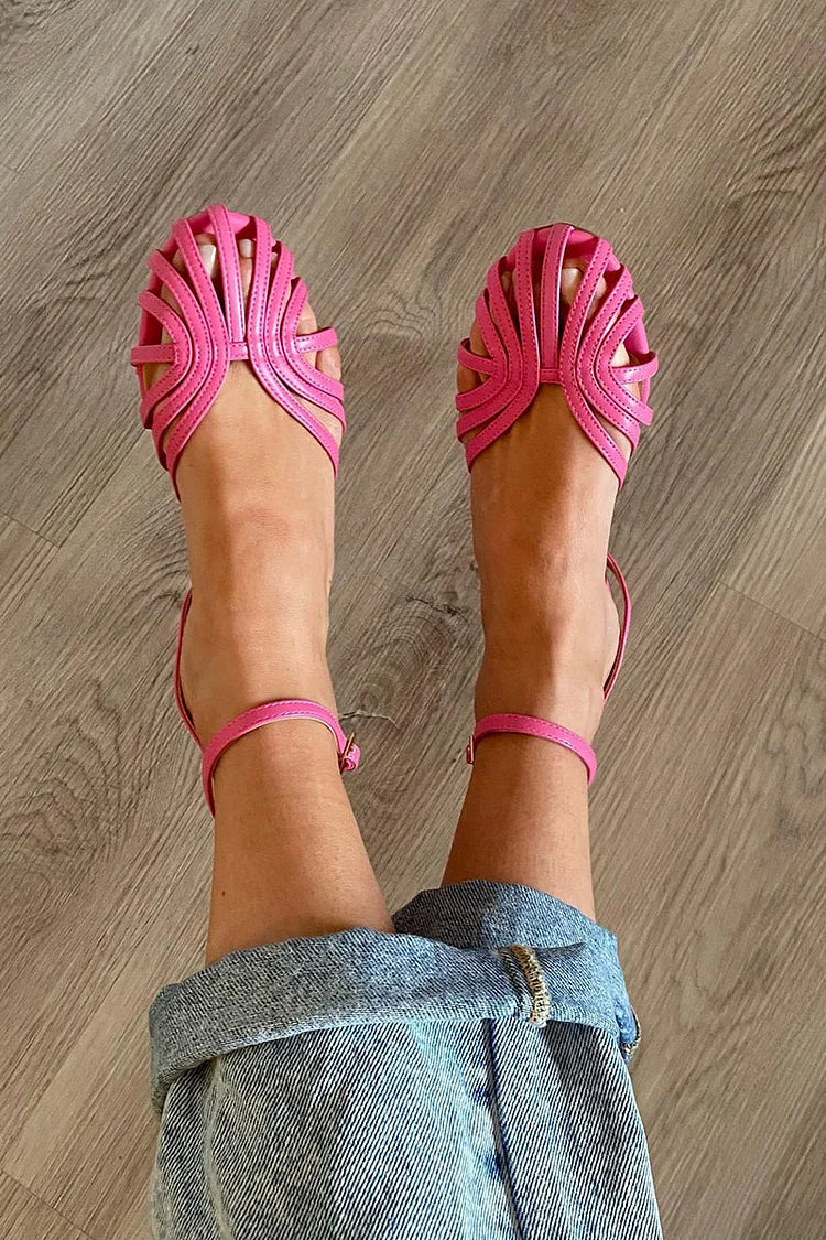 SANDALIA PLANA TRENZADA