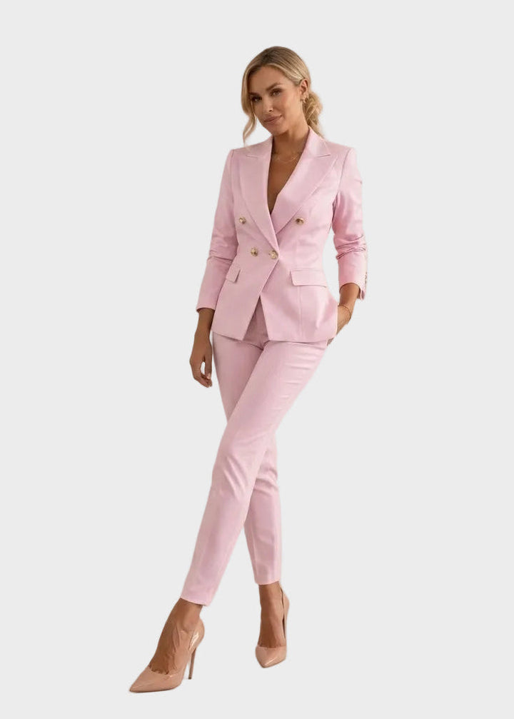 Mariana | Traje con plumas