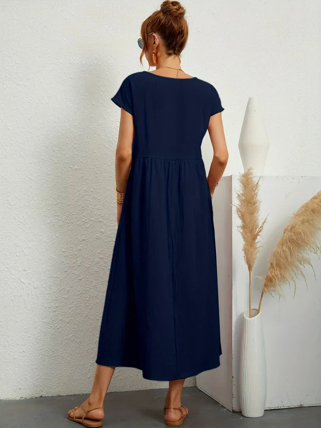 Gabrielle™ — Vestido Midi Fluido de Elegancia Atemporal