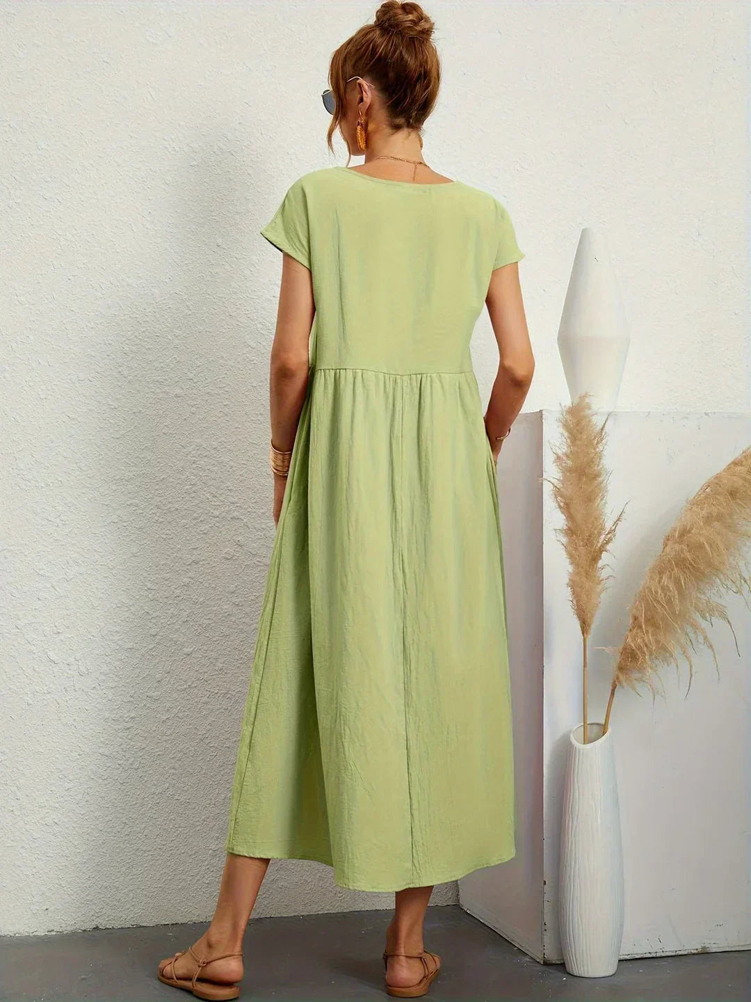 Gabrielle™ — Vestido Midi Fluido de Elegancia Atemporal
