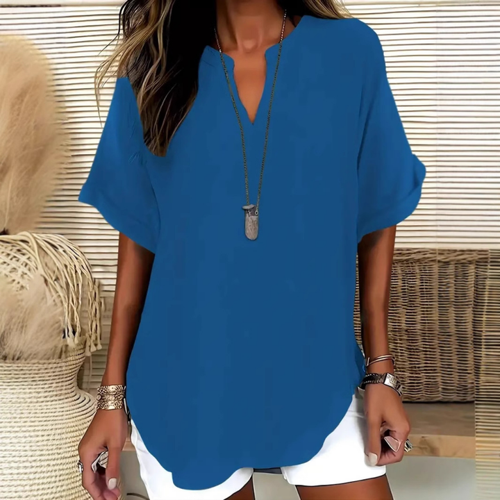 Émilie™ — Blusa fluida elegante con cuello abierto