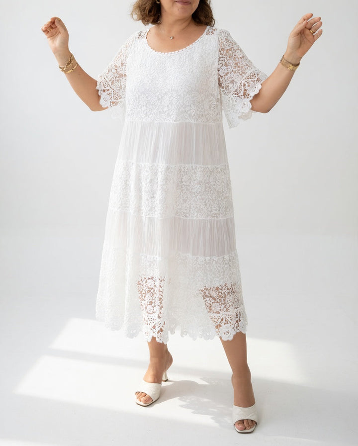 Clarisse™ — Vestido midi elegante con encaje delicado